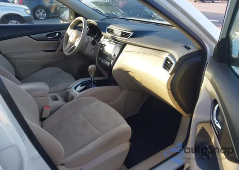 2015 Nissan Rogue Sv z USA, uszkodzony, nr VIN 5N1AT2MT2FC885364